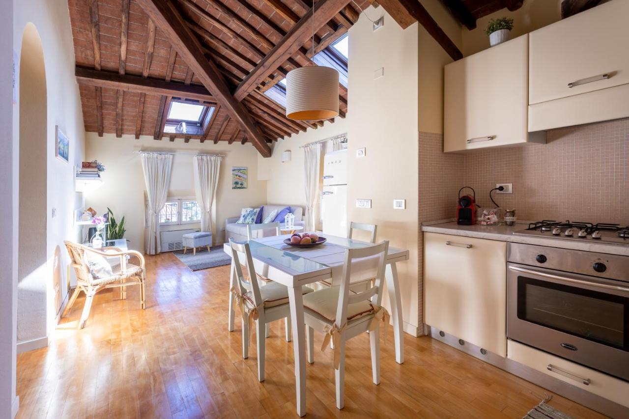 50Mt Dalle Mura+Parcheggio*Appartamento Tipico* Lucca Eksteriør billede